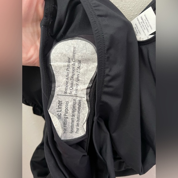 New Lauren Ring-Front One-Piece in Black Size 6 - Picture 9 of 11